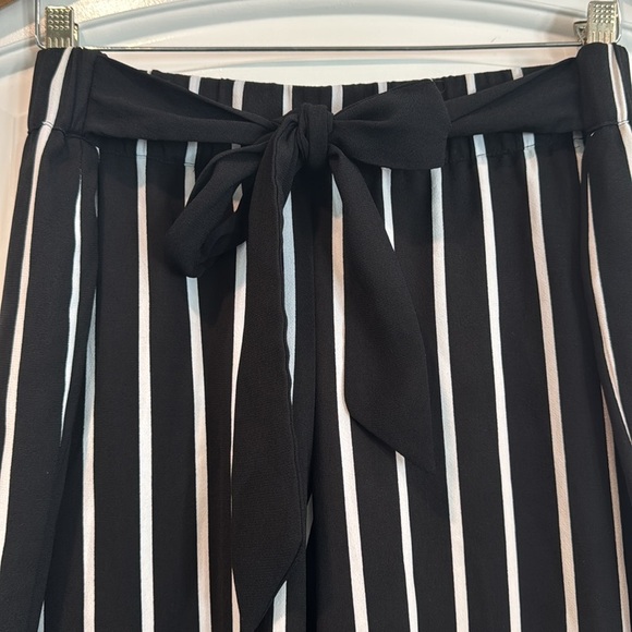 🔵 INC International Concepts Black and White Wide Leg Crop Pants Sz Petite Large - Picture 6 of 9
